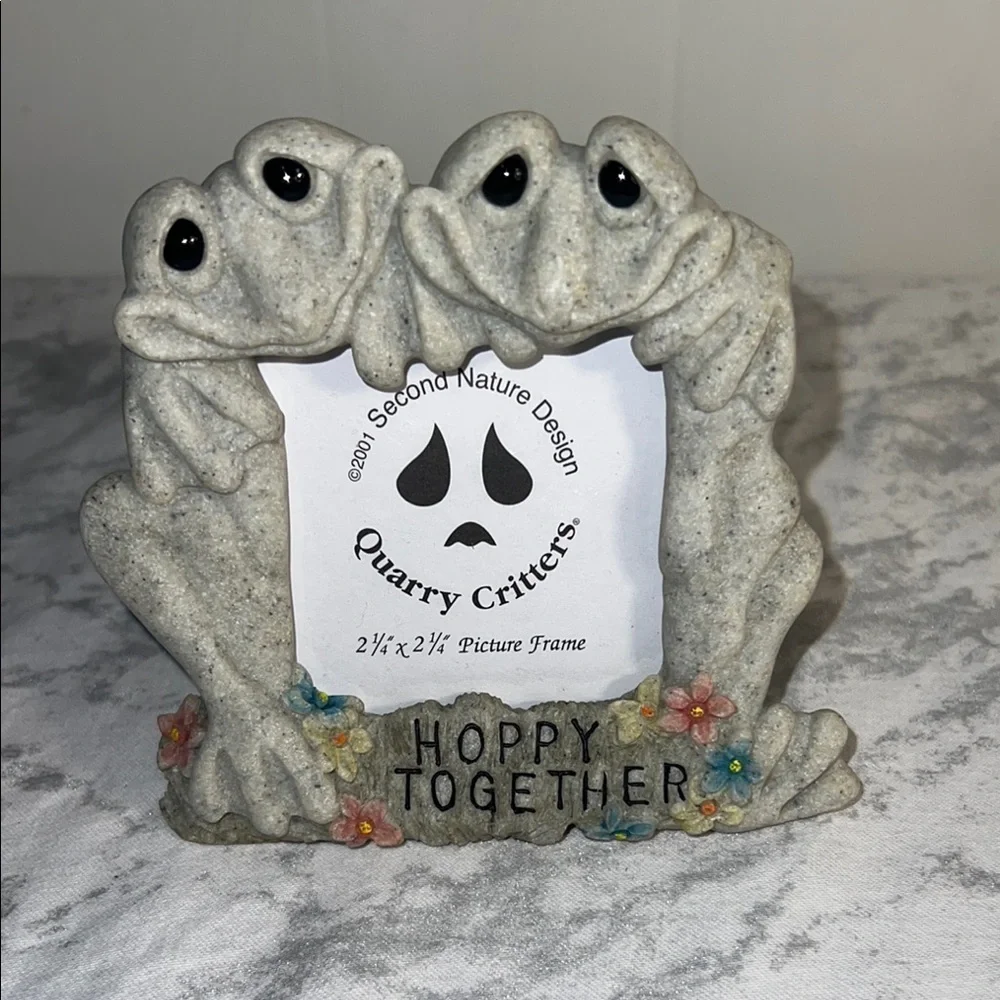 Second Nature Design Quarry Critters Hoppy Together Frog Frame 2001